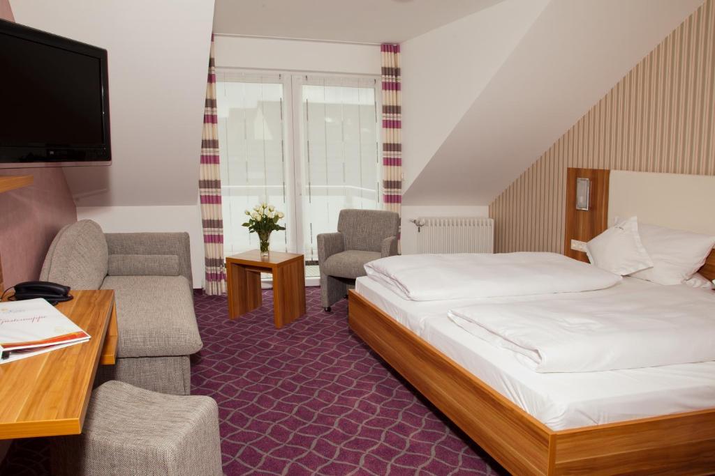 Hotel Zur Krone Beilngries Quarto foto